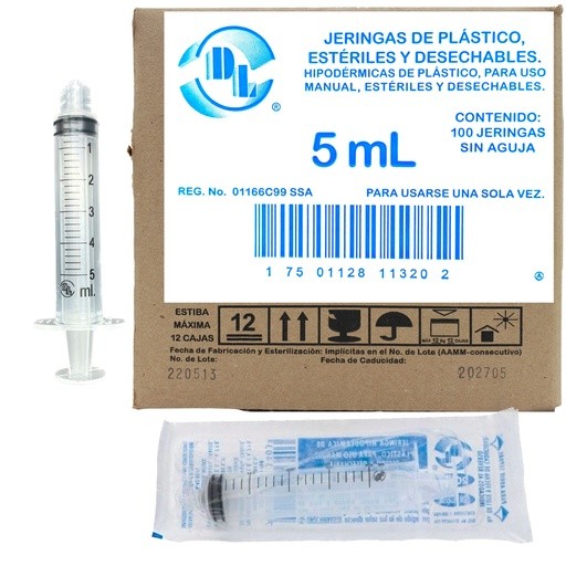 Jeringa de plástico 5 ml sin aguja. Caja con 100 piezas